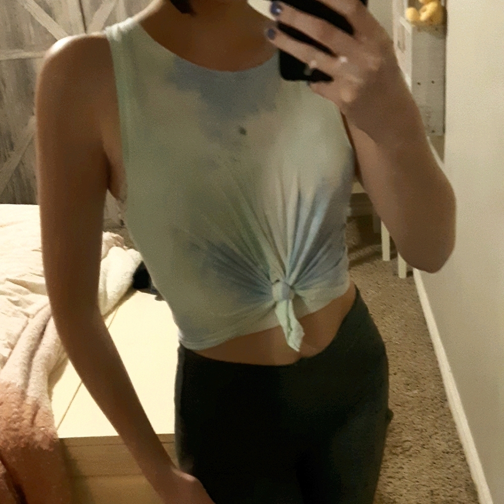 Tie dye crop top!